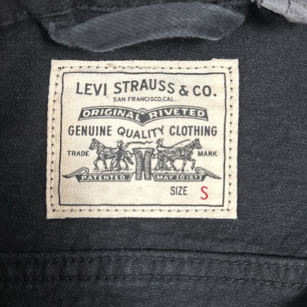 Levi Strauss WellThread Trucker Jacket with Breaking Wave Detail - Picture 8 of 11